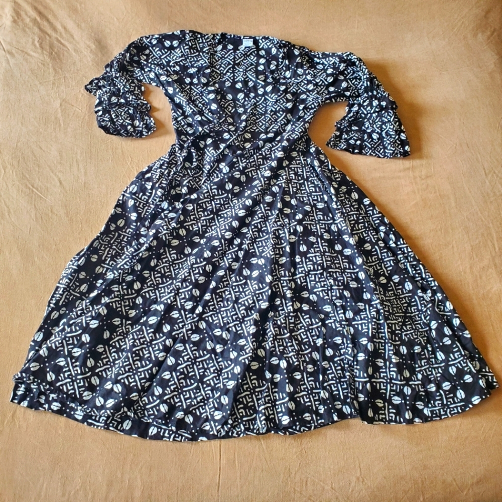 African Stars Women's Black & White Dress One Size